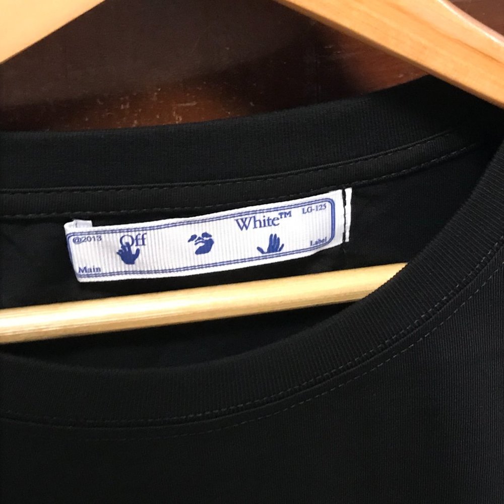 Off-White T-Shirt - Picture 5 of 7